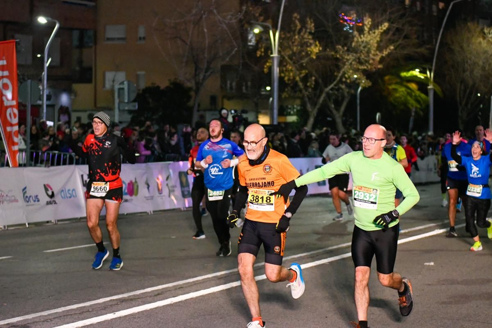 En imágenes: búscate en tu llegada a meta de la Carrera de San Antón 2025 (6)