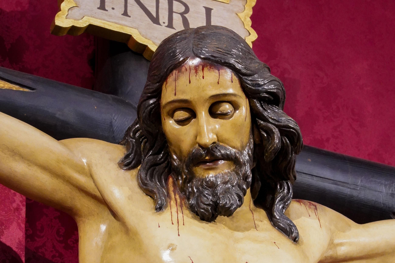 El Cristo de la Redención del colegio de San Felipe Neri, que sale este jueves a la calle.