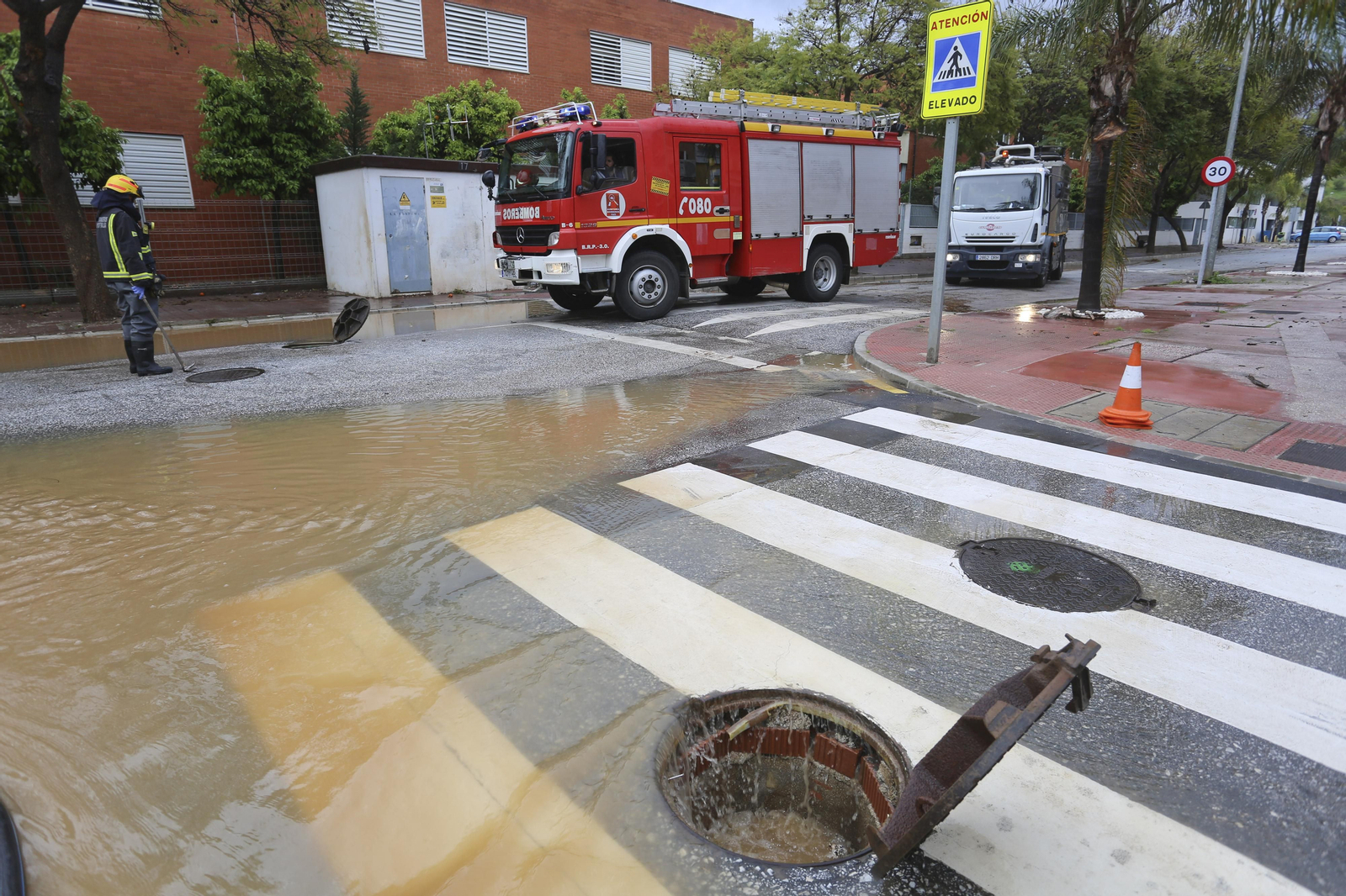Campanillas anegada tras las lluvias, en fotos