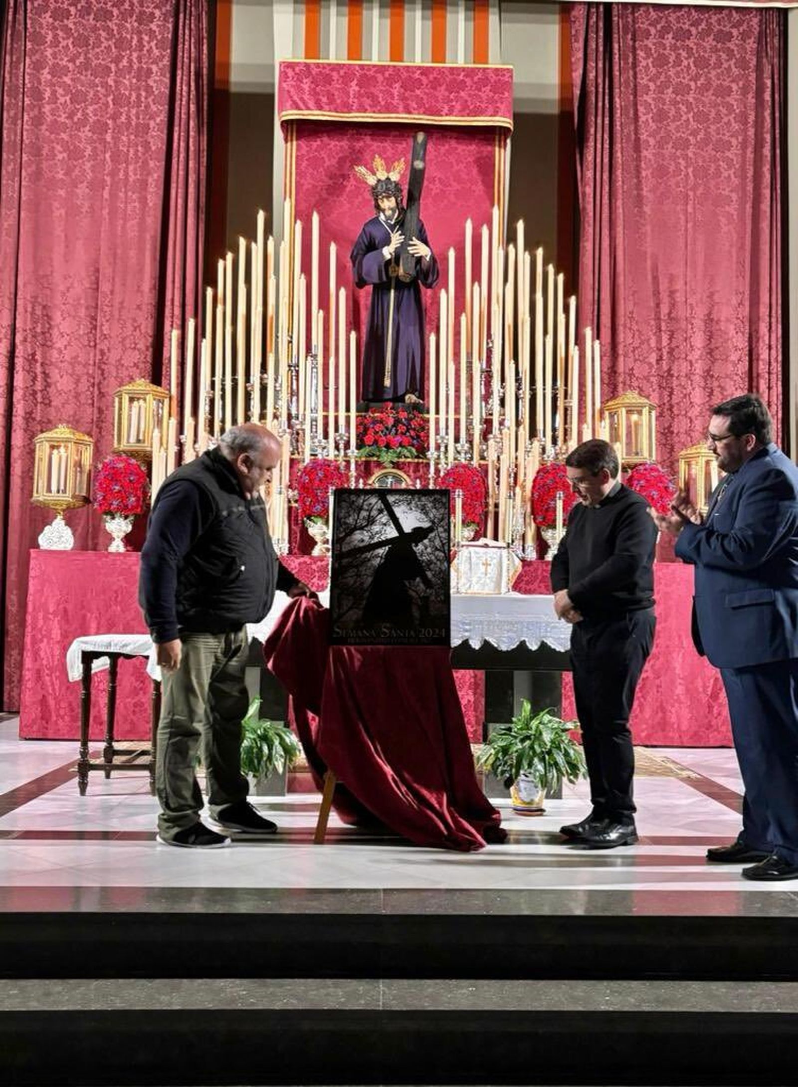 Descubrimiento del cartel