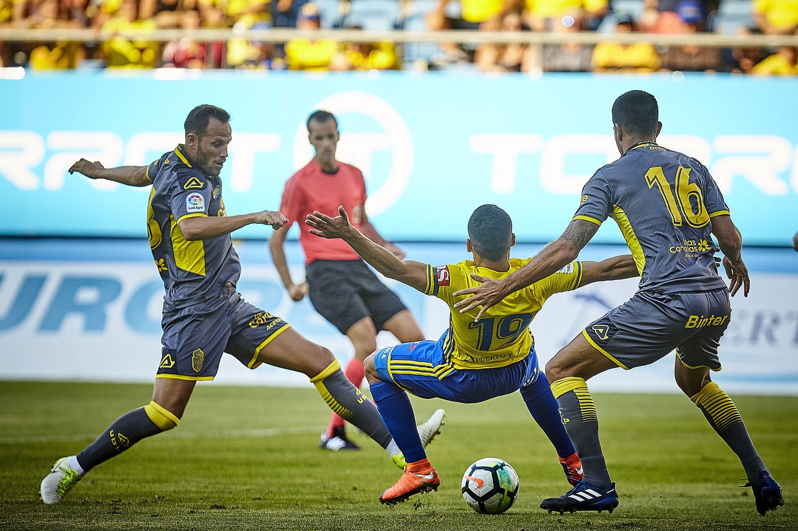 Las imágenes del Cádiz-Las Palmas del Trofeo Carranza