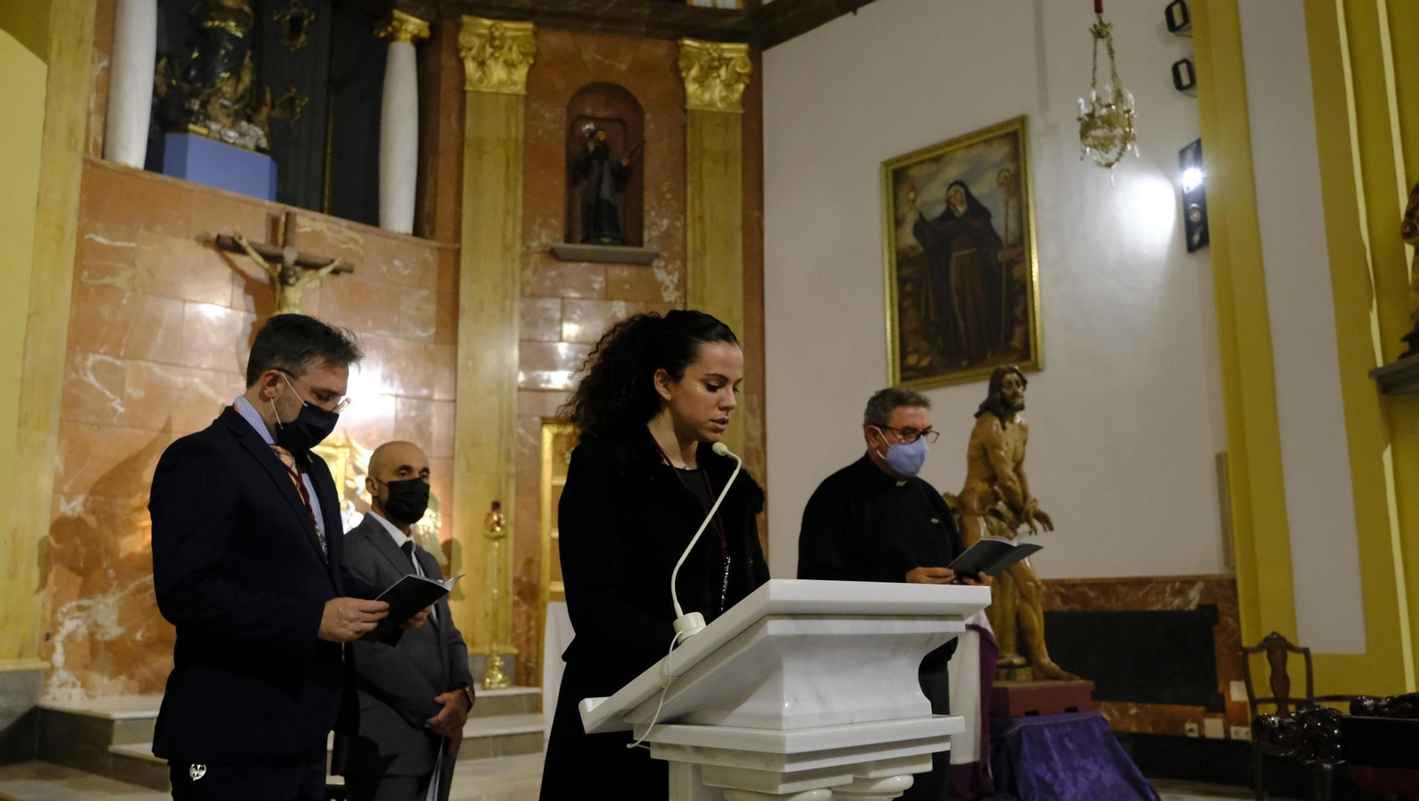 Imágenes del Via Crucis