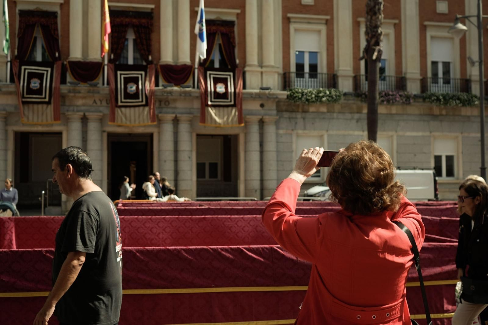 Imágenes del lunes 14 de abril en Huelva