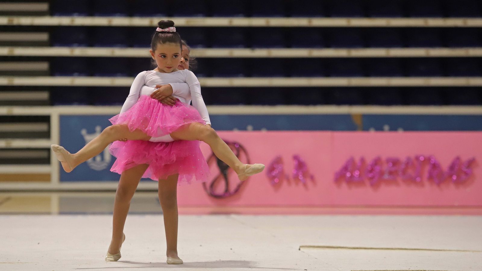 Fotos del Torneo Comarcal de gimnasia rítmica en Algeciras