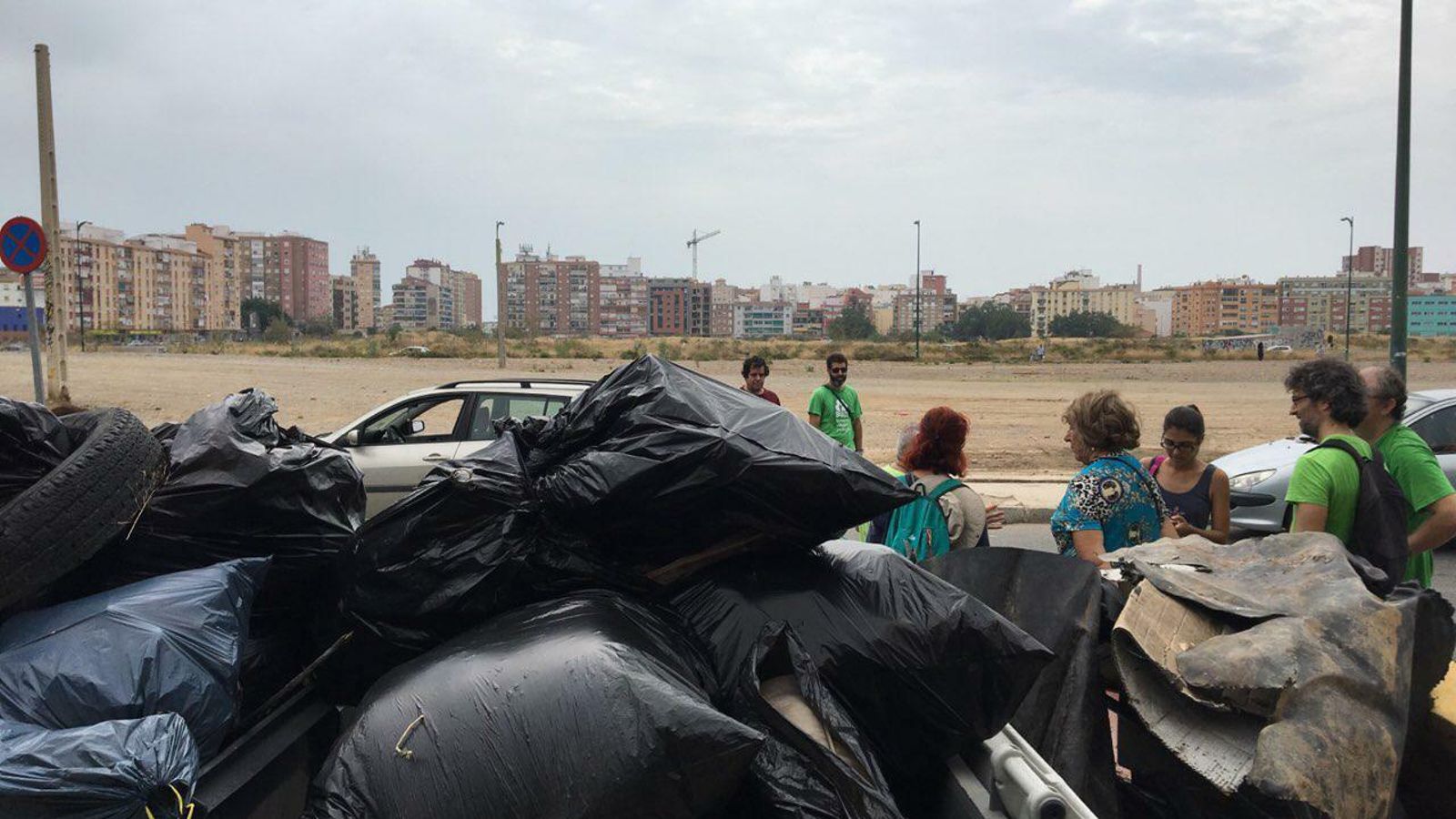 Algunas de las bolsas de basura recogidas Algunas de las bolsas de basura recogidas