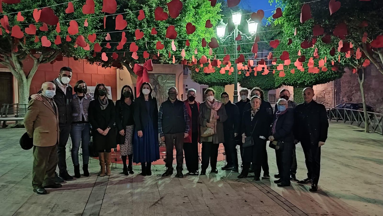 La Plaza Campoamor celebra a San Valentín inundada de corazones