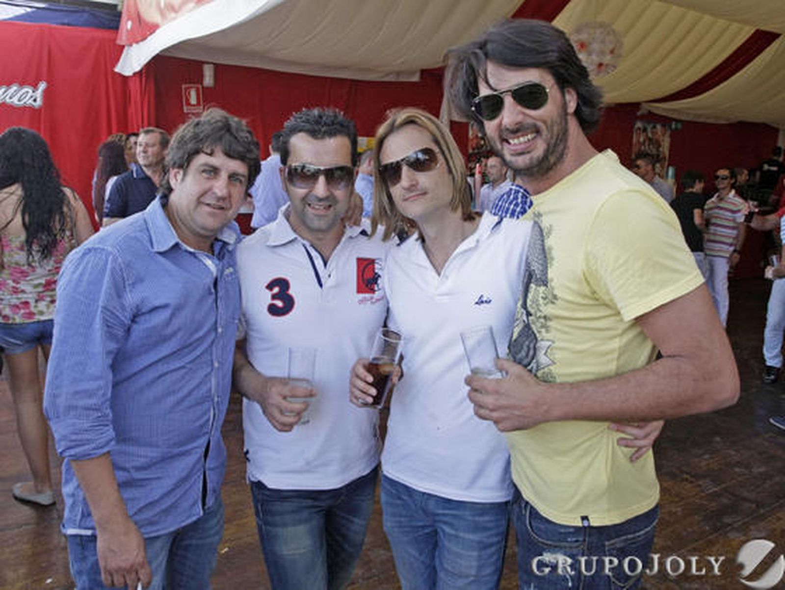 Nada como un buen plato de jamón y una copita manzanilla para refrescar la jornada de feria.

Foto: Erasmo Fenoy