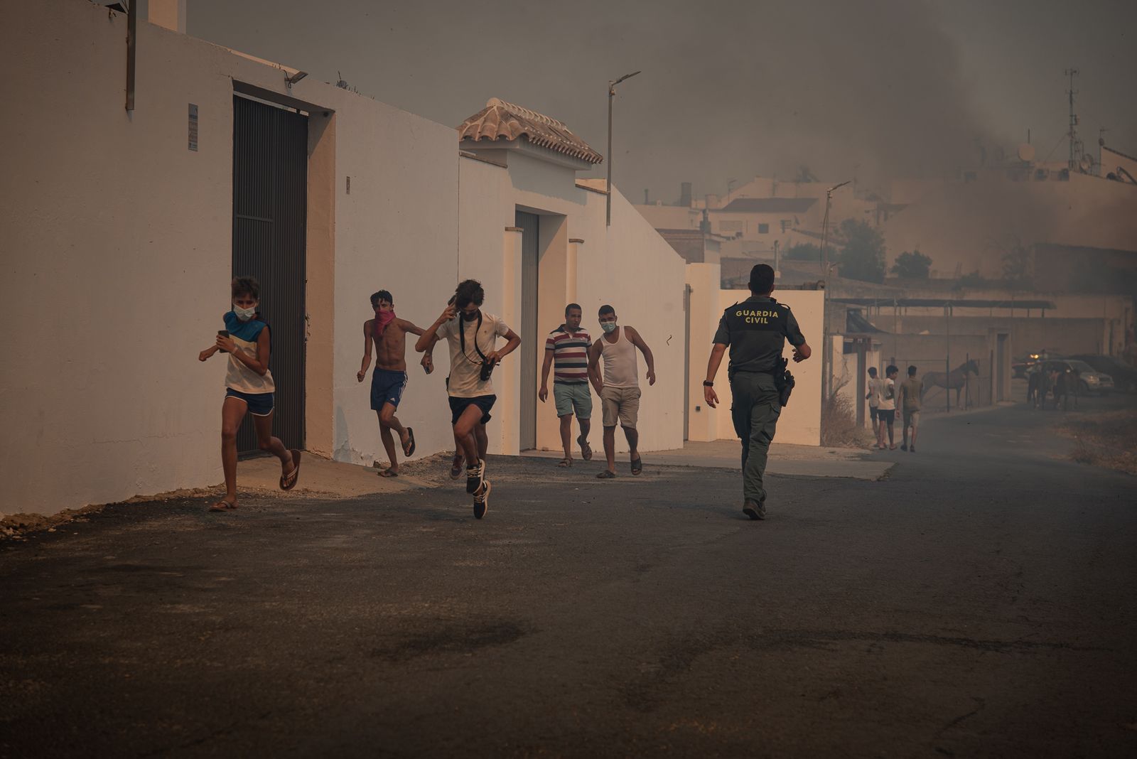 El incendio de Lucena del Puerto en imágenes