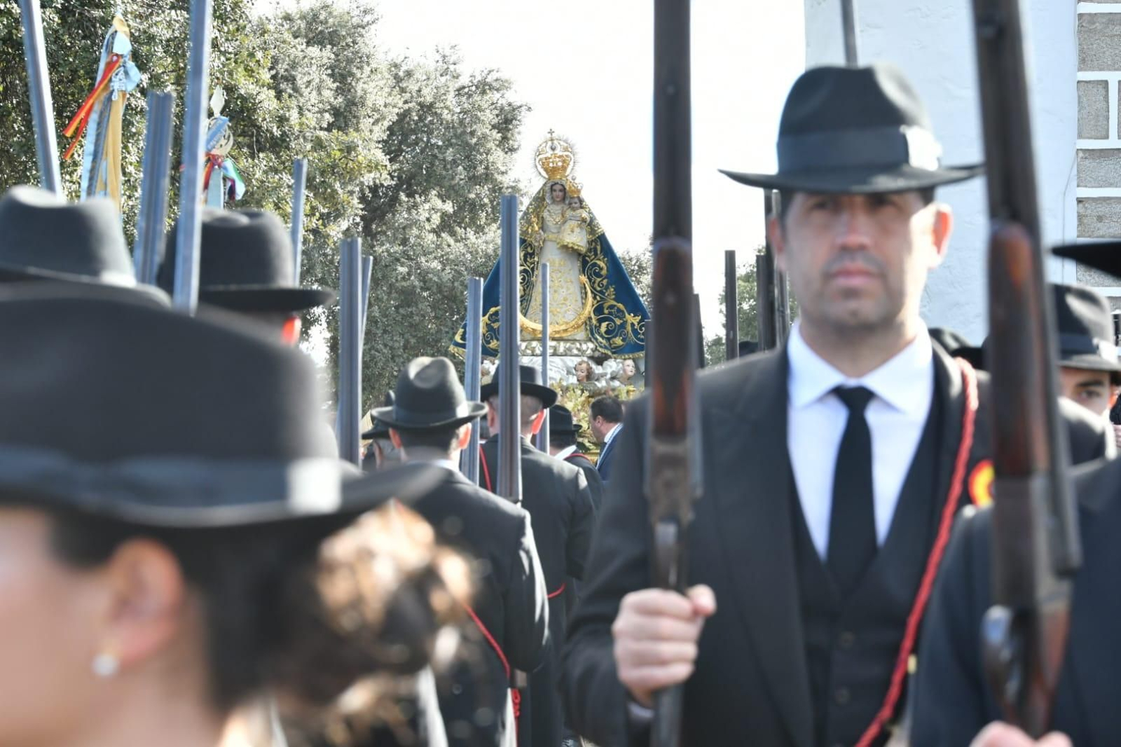 Procesión de la Virgen de Luna tras su coronación canónica