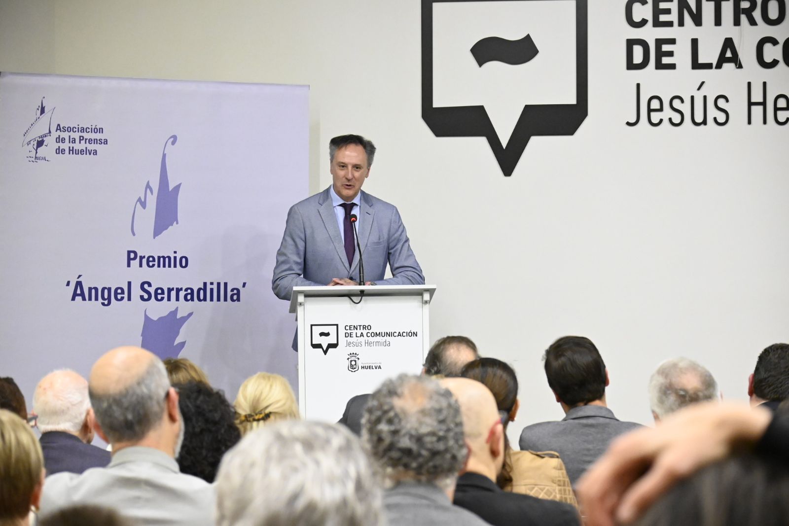 Las imágenes de la entrega del premio Ángel Serradilla 2024 en Huelva