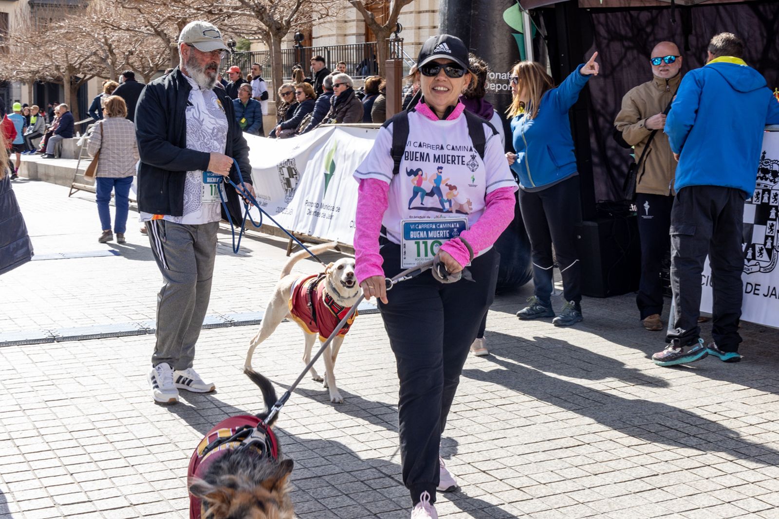 En imágenes: deporte y solidaridad se dan la mano en la VI Carrera-Caminata de la Hermandad de la Buena Muerte (2)