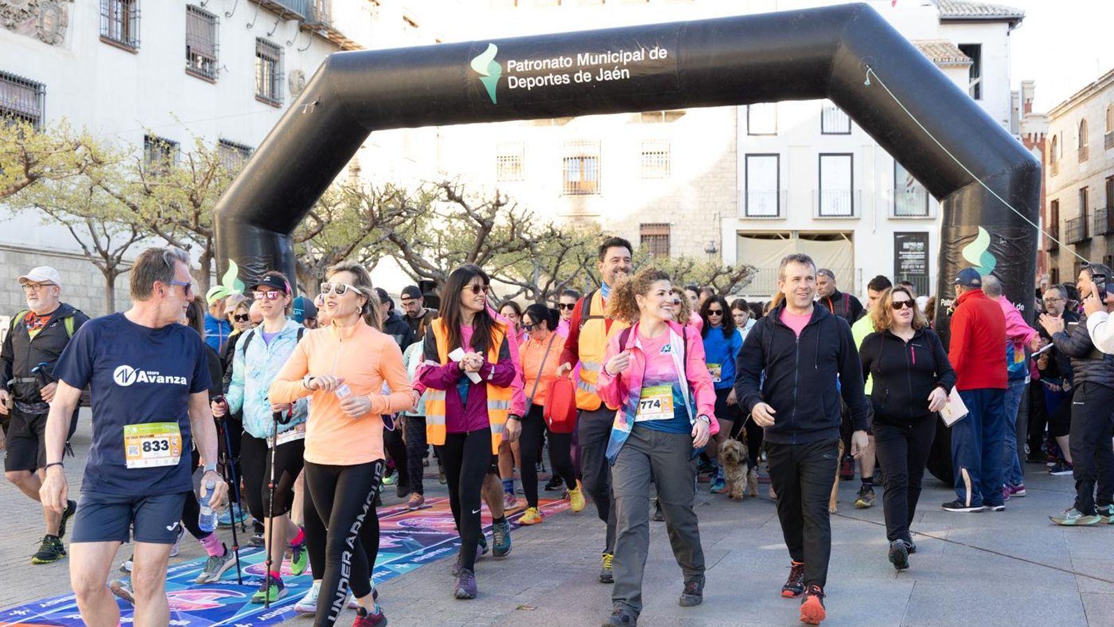 En imágenes: kilómetros para la esperanza de Celia en el CxM Trail Solidario IES Fuente de la Peña (I)