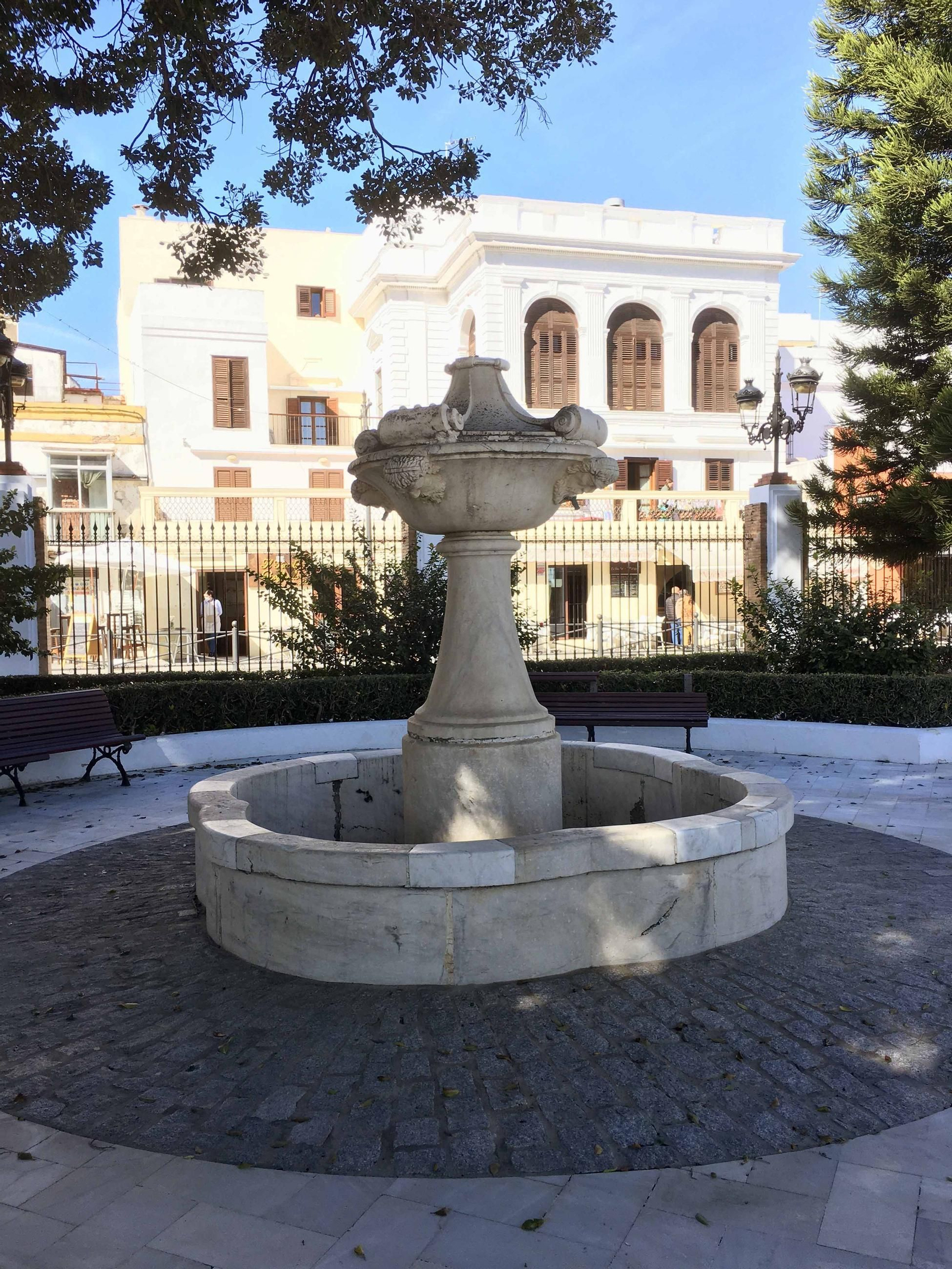 La fuente, en su ubicación actual en el Parque Calderón.