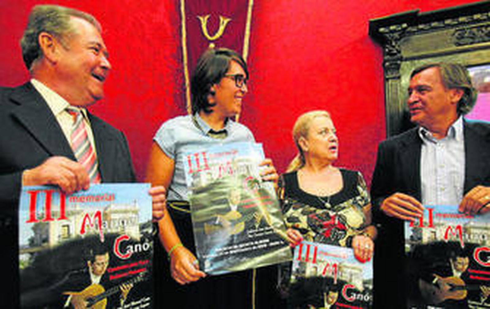 La concejal María Francés y José Manuel Cano.