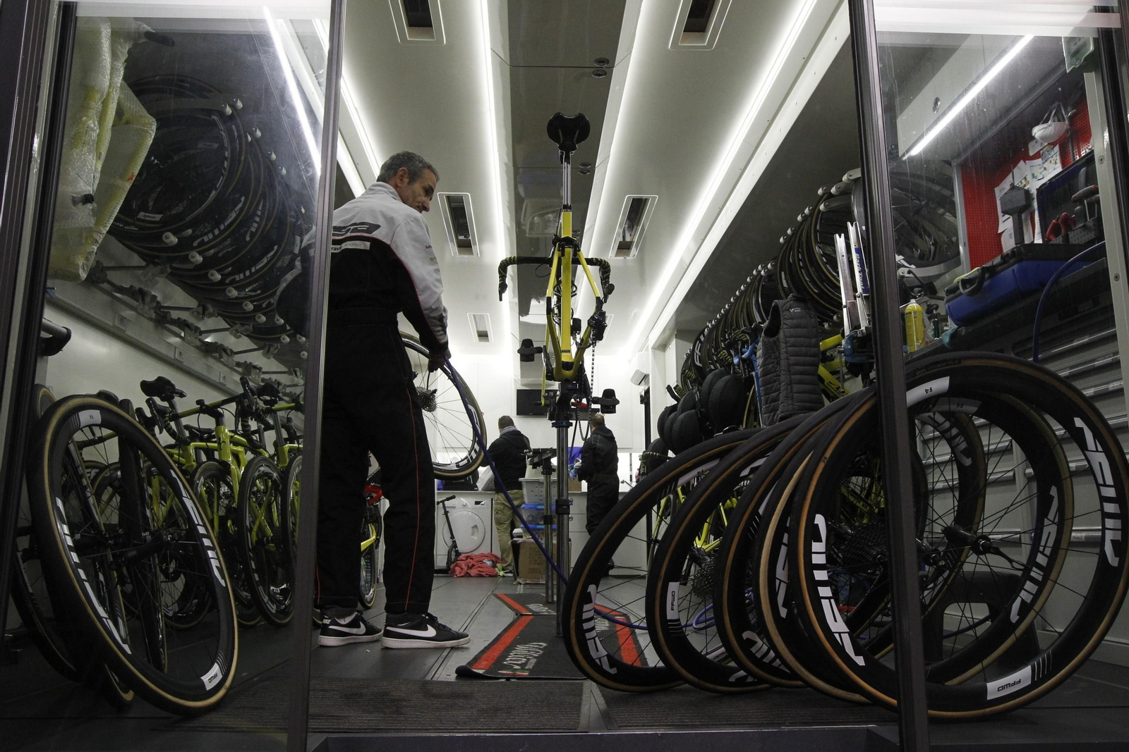 Fotogalería de la previa de la Clásica de Almería