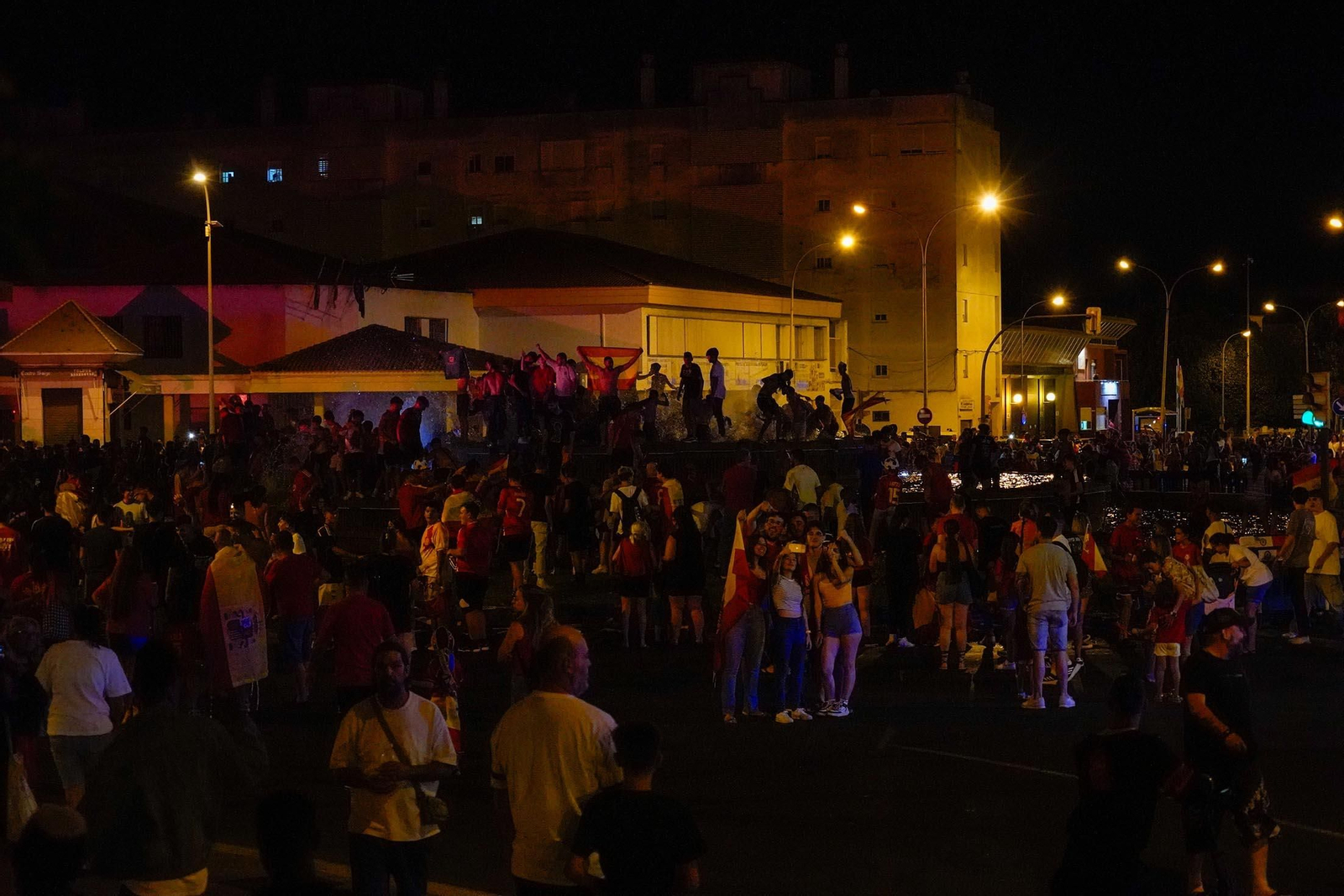 Imágenes del ambiente durante la final de la Eurocopa entre España e Inglaterra Imágenes del ambiente durante la final de la Eurocopa entre España e Inglaterra