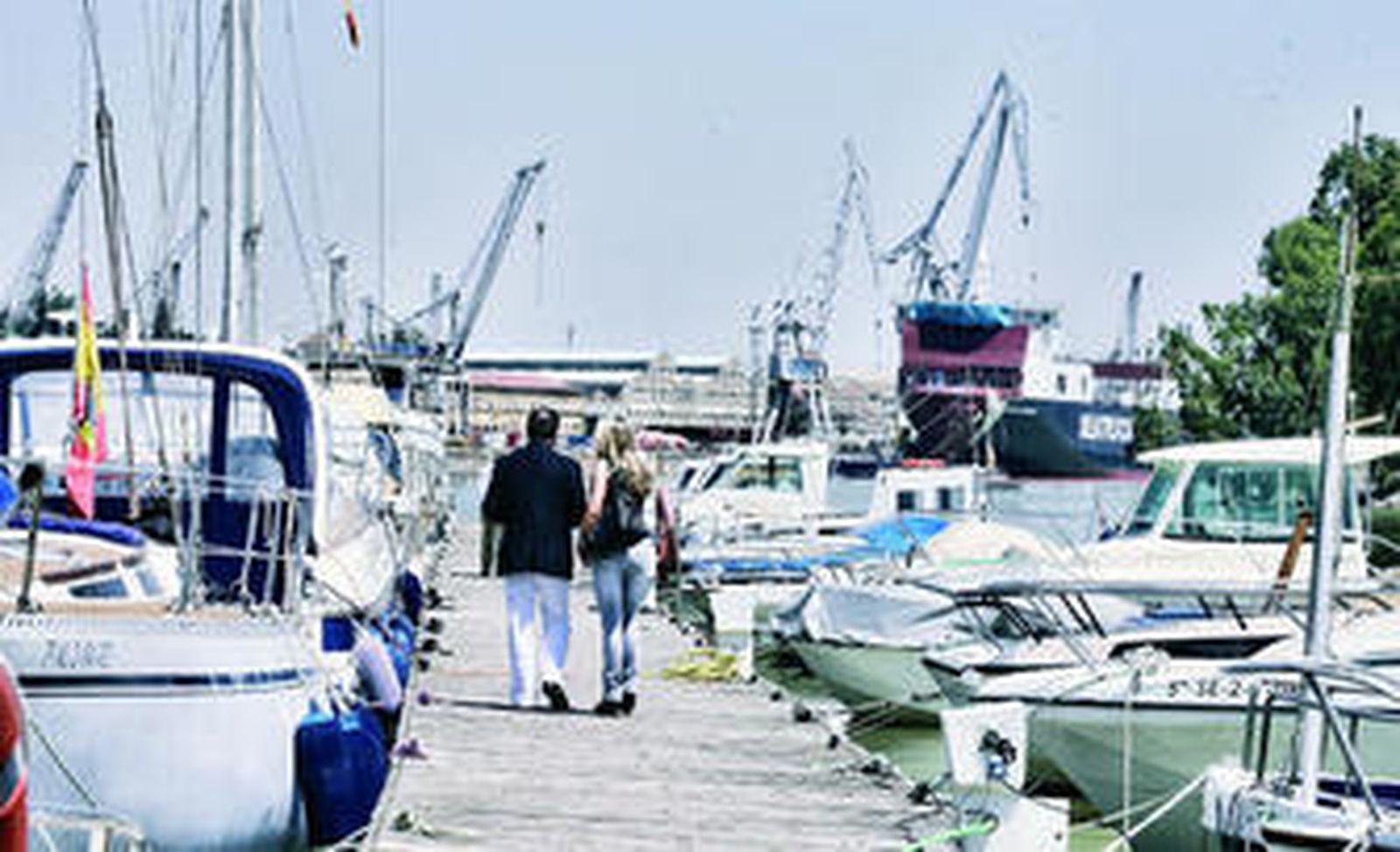 El pantalán de Sun Sails Marina donde los usuarios atracan sus embarcaciones.