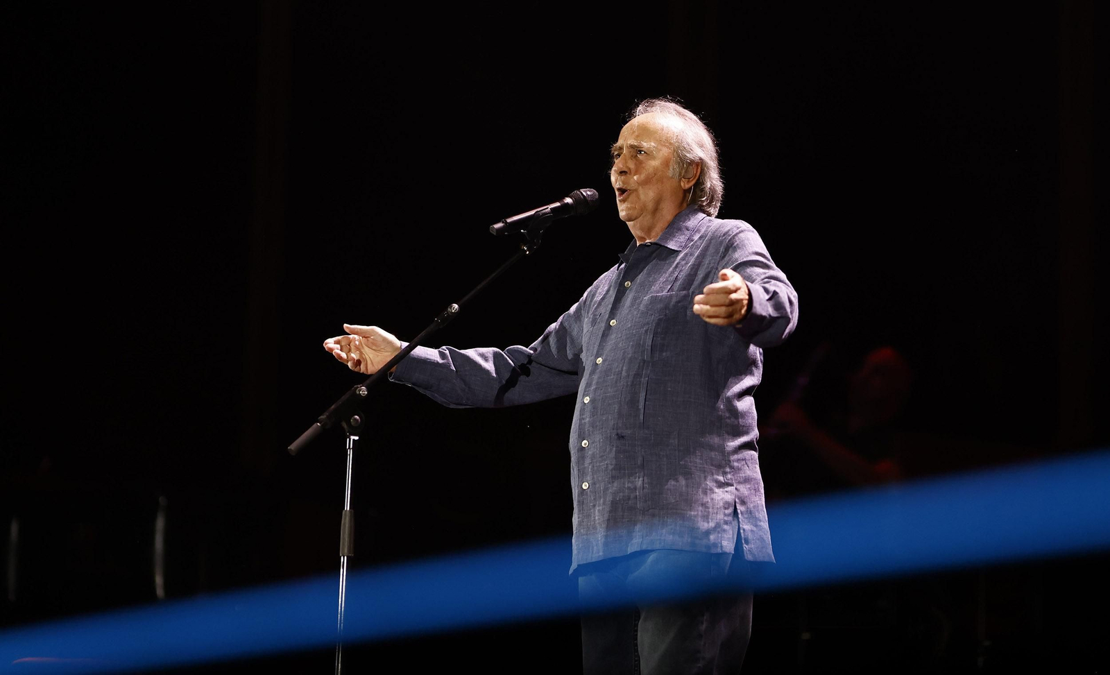 Las imágenes del concierto de Joan Manuel Serrat en Sevilla
