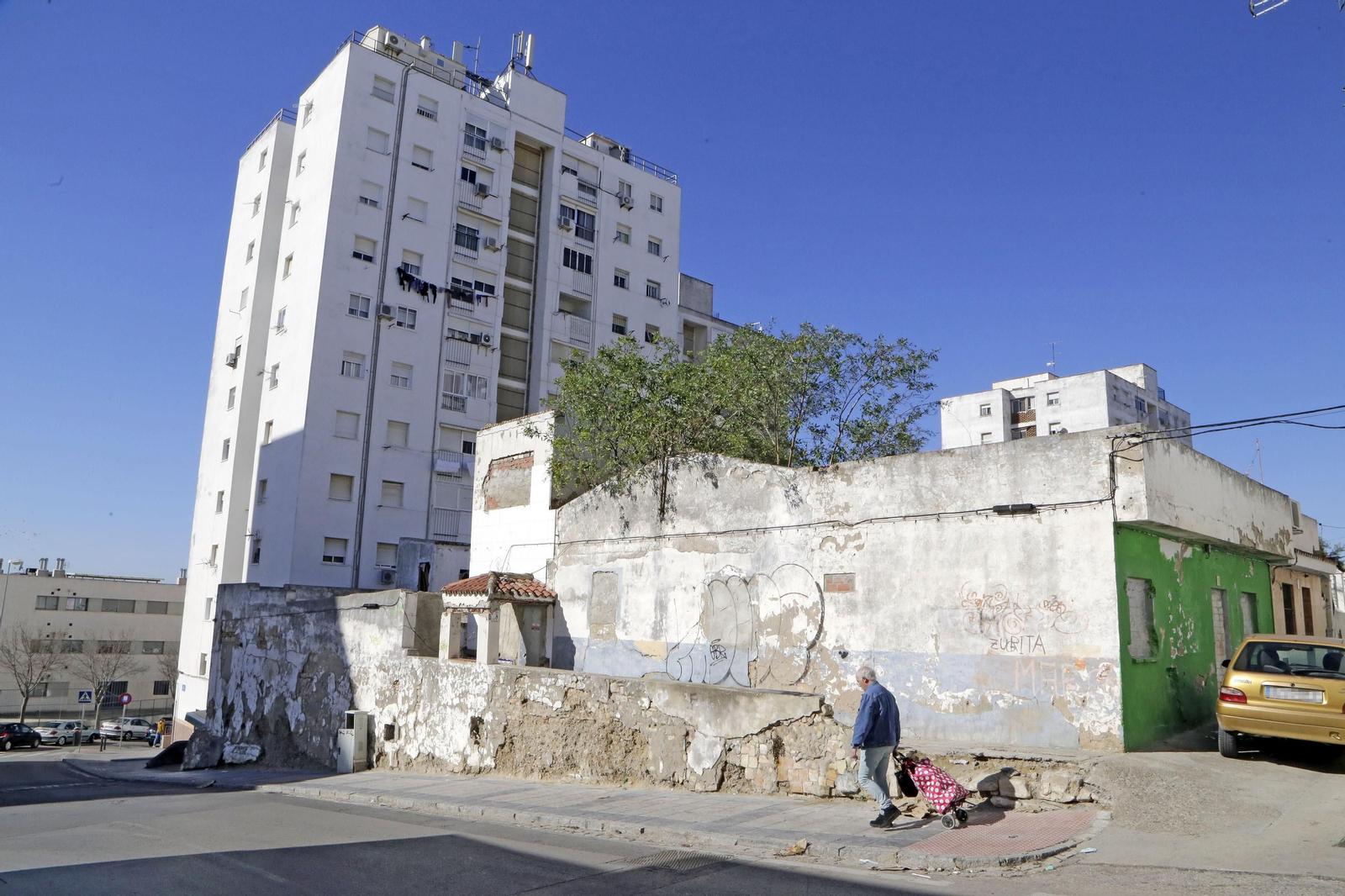 Casa de la calle Vista Alegre en la que los vecinos denuncian consumo de droga. Casa de la calle Vista Alegre en la que los vecinos denuncian consumo de droga.