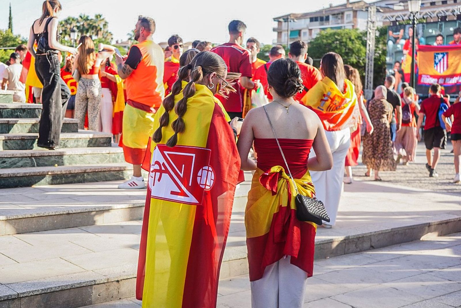 Así se vive en las calles de Granada la final de la Eurocopa