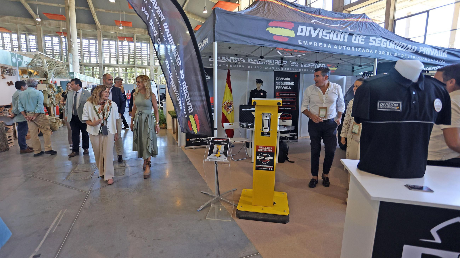 Imágenes de la inauguración de Ecocaza en Jerez