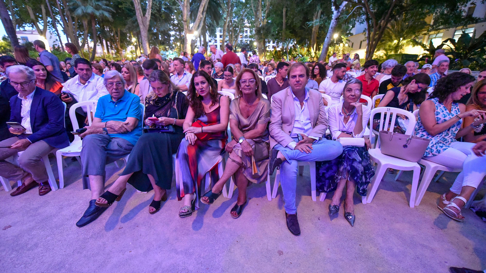 Búscate en la fotos del concierto de ' The Aralorak Project ' IX Encuentro Internacional de guitarra Paco de Lucía
