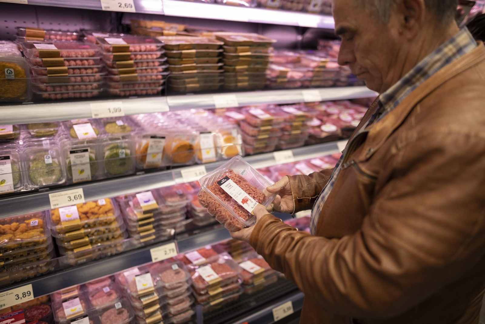 Imágenes de la inauguración del nuevo ALDI en la avenida de Andalucía