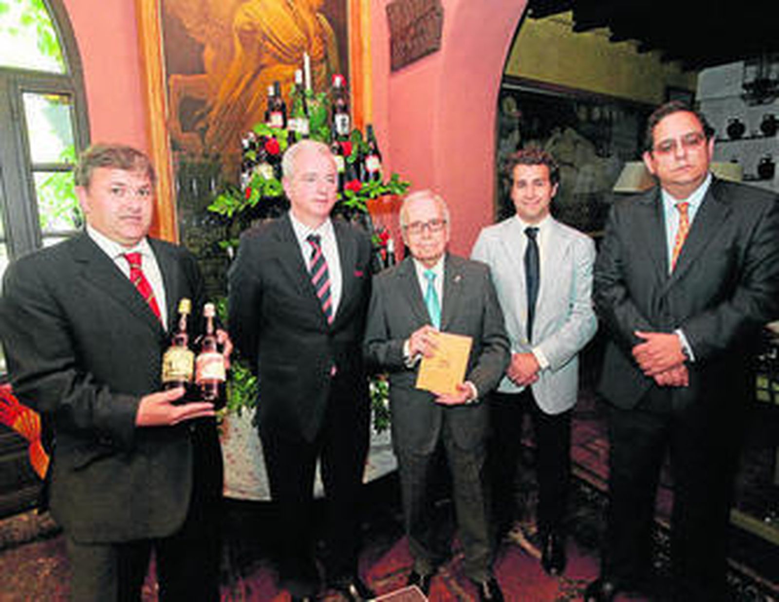 Palacios, Martín, García Baena, Santiago y Moreno, en Bodegas Campos.