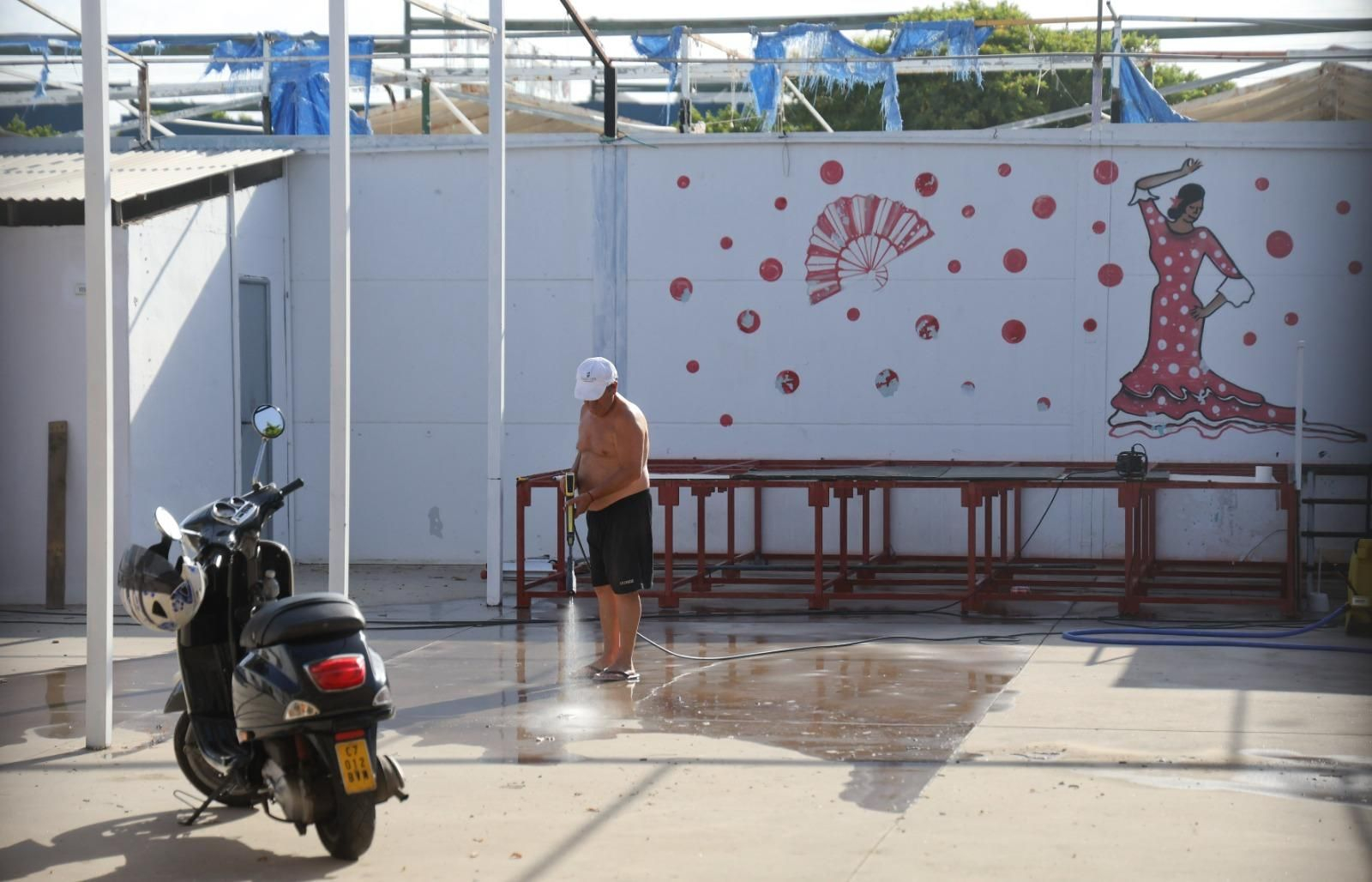 Comienza la cuenta atrás para la Feria de Málaga, en imágenes