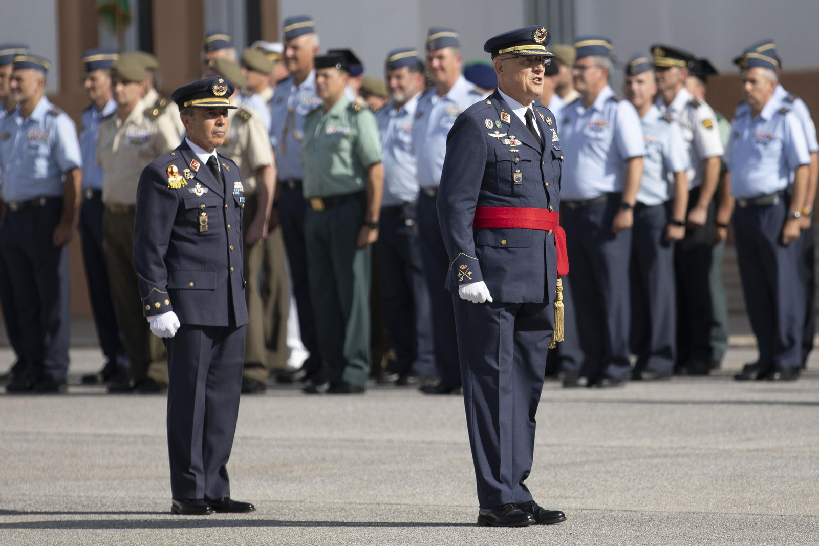 Así ha sido la toma de posesión como jefe de la Base Aérea de Armilla del coronel Miguel Durán Gálvez
