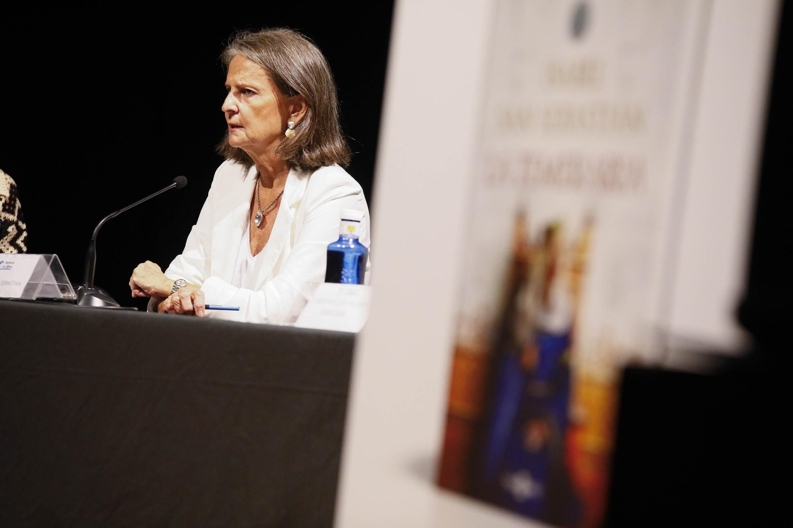 Las imágenes del diario de los libros con Isabel San Sebastián