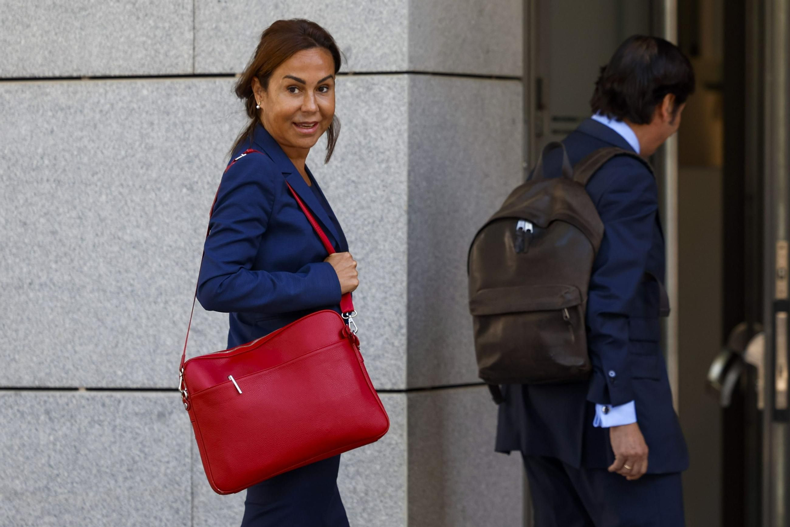 Isabel Pardo de Vera entra en la Audiencia Nacional para declarar.
