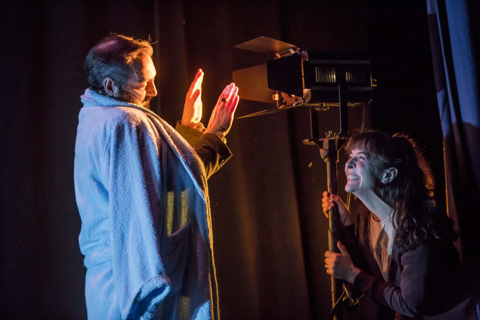 Juanfra Juárez y Candela Fernández, duelo interpretativo en la Sala Cero