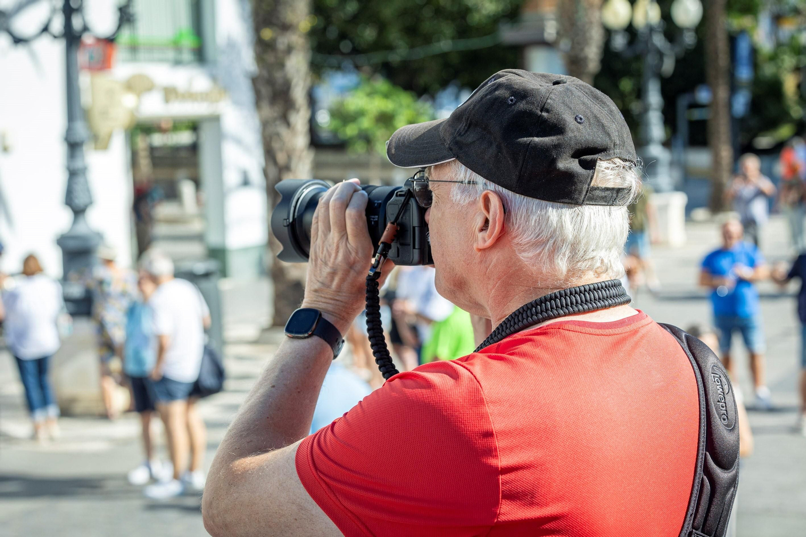 Imágenes de Cádiz con los turistas llegados a Cádiz a bordo de cinco cruceros