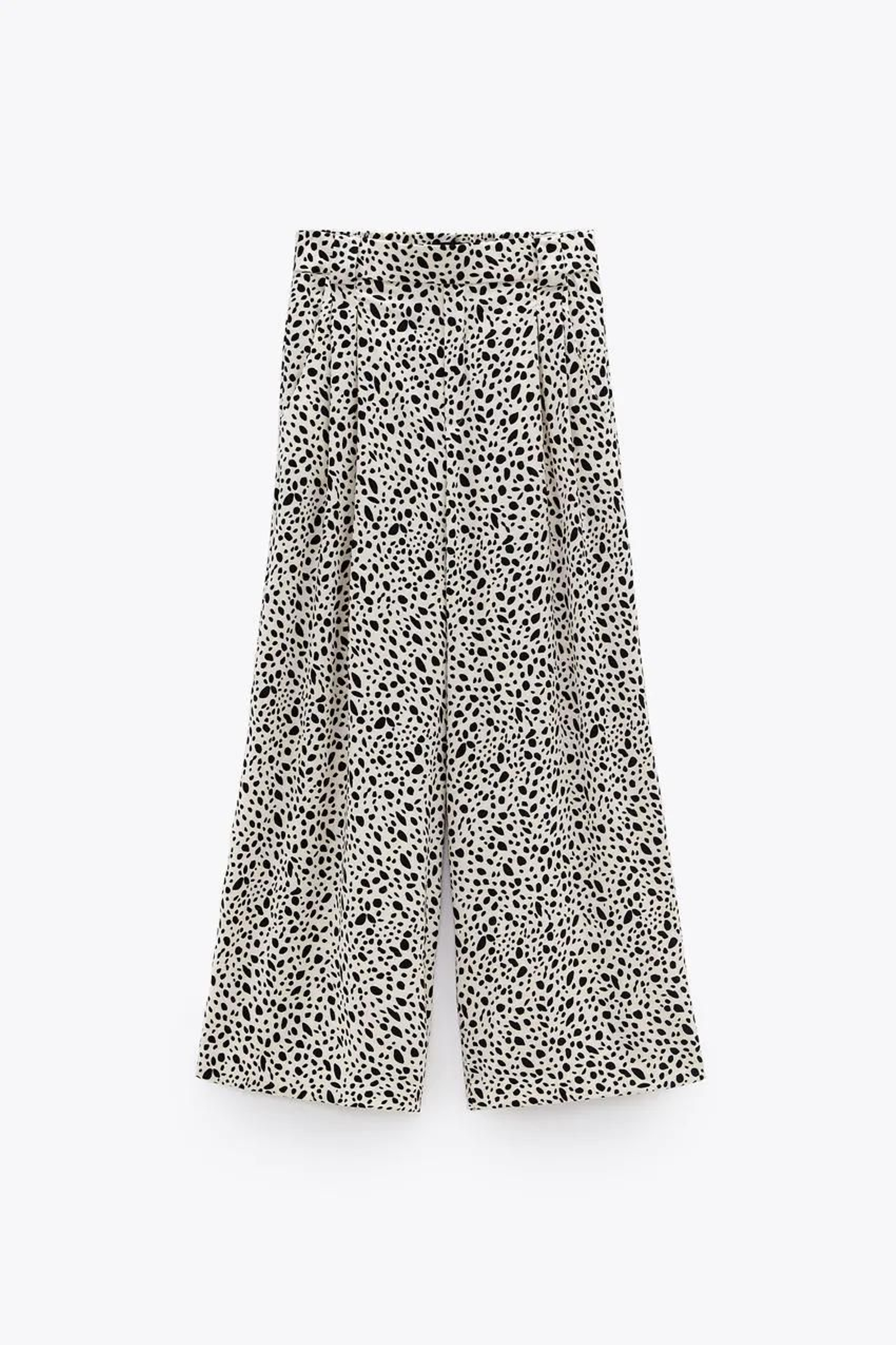 Pantalón cullote de Zara.