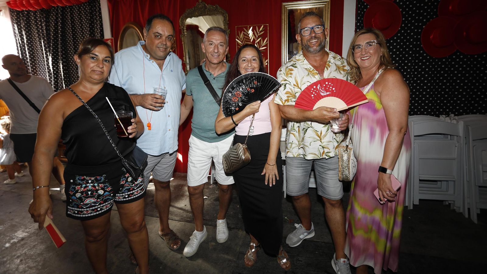 Búscate en las fotos del Día de la Mujer en la Feria de Tarifa