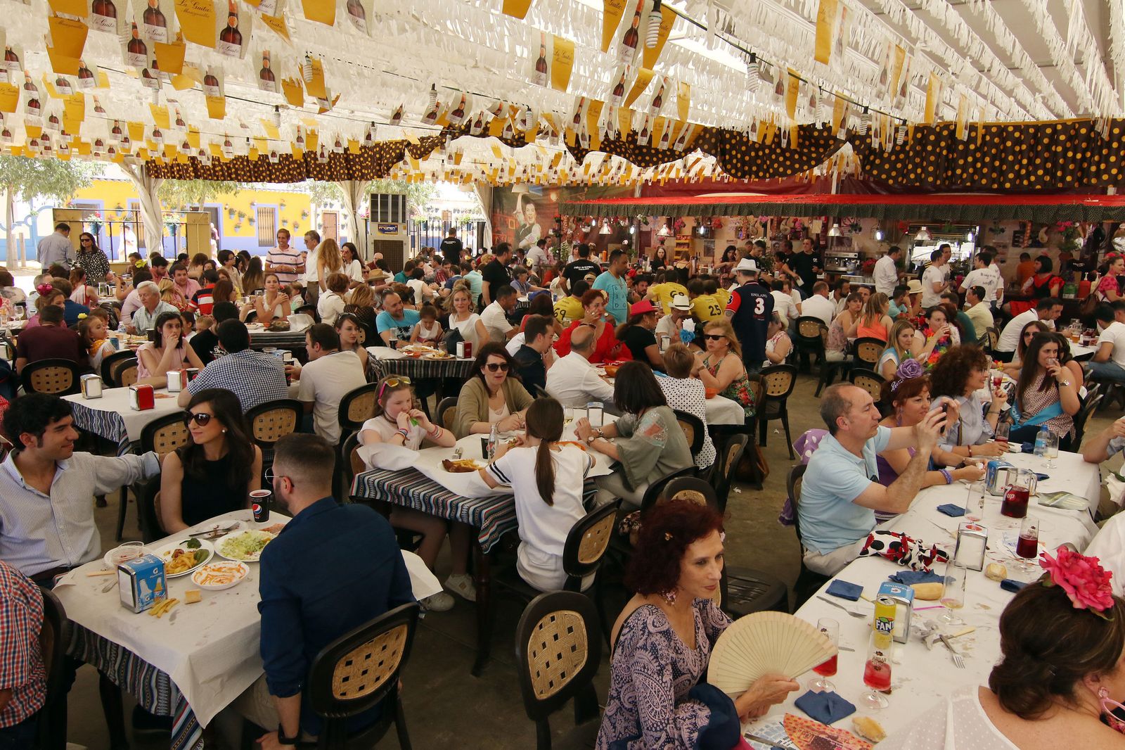 Una de las casetas de la Feria del año pasado en el recinto de El Arenal.