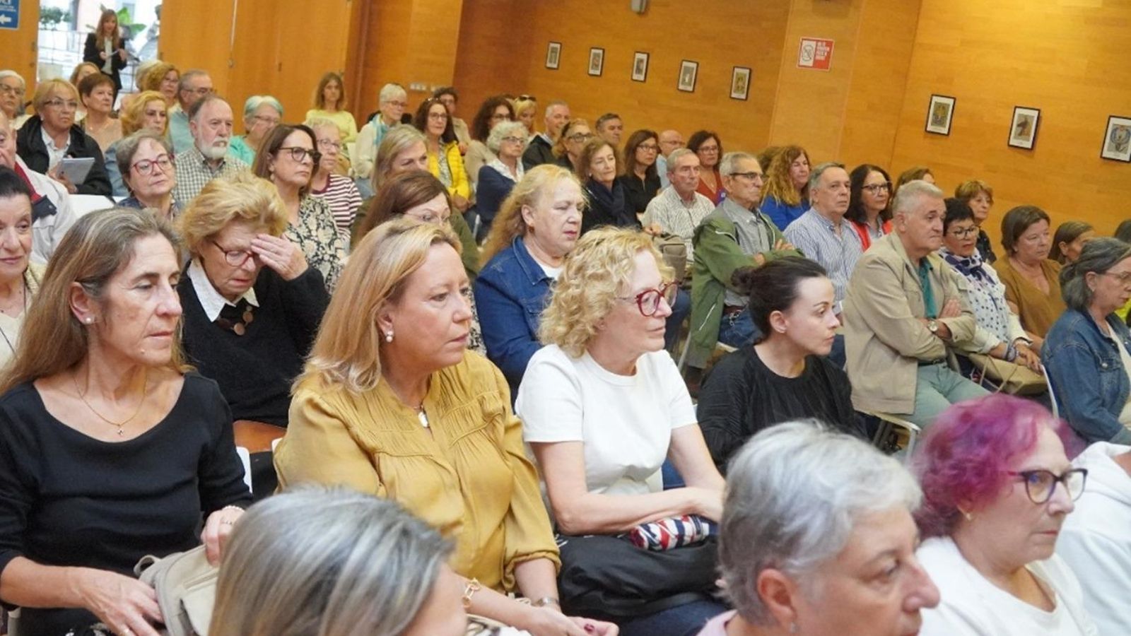 Público asistente a la conferencia de Juan Carlos Martin Matilla.