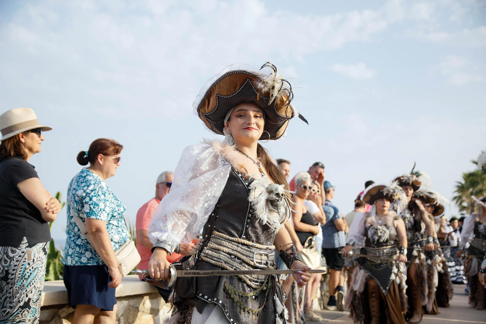 La carrera de cintas y la exhibición de caballos de los Moros y Cristianos de Mojácar, en imágenes