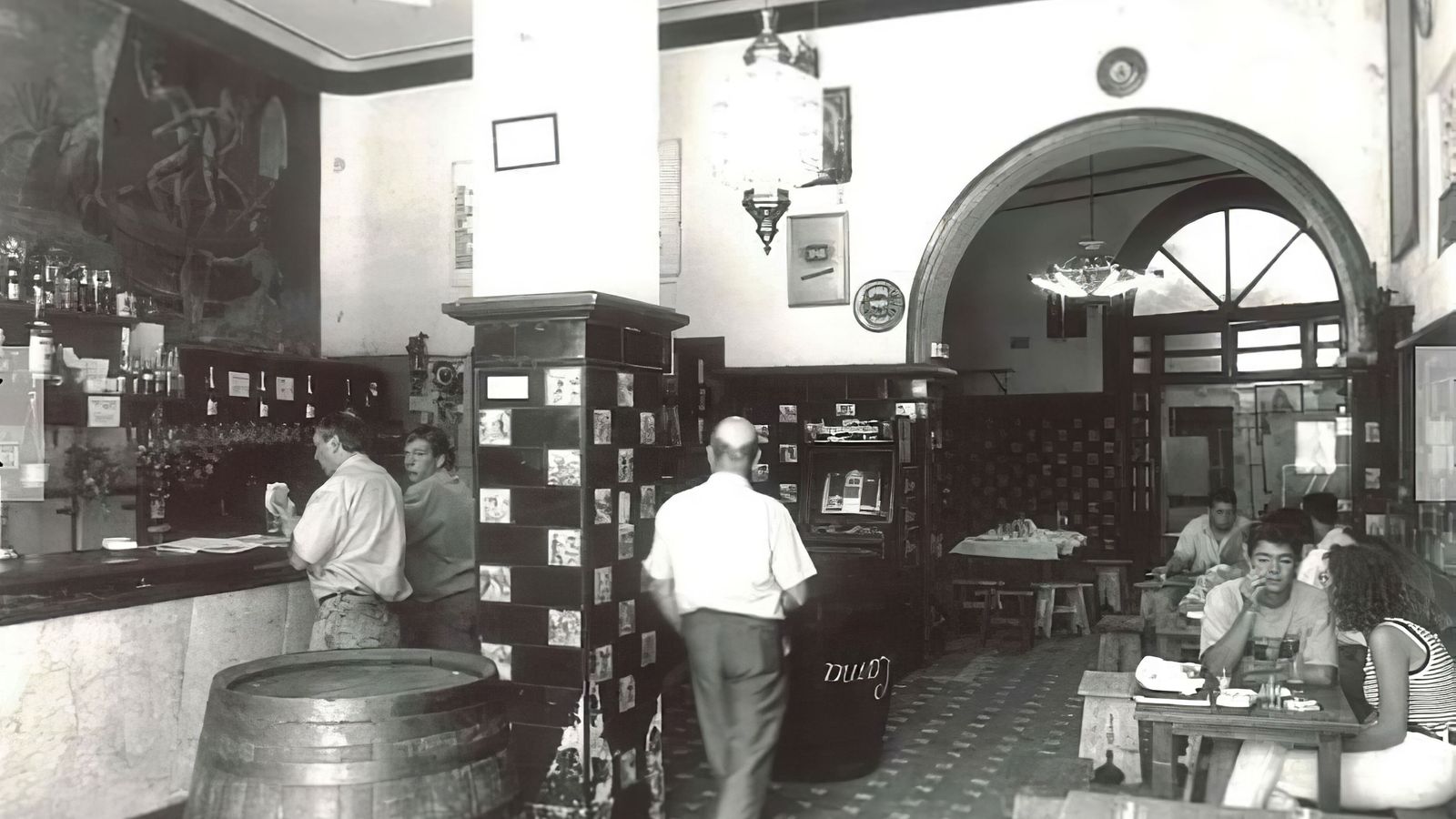 Bodegas Espadafor,  en la Gran Vía.