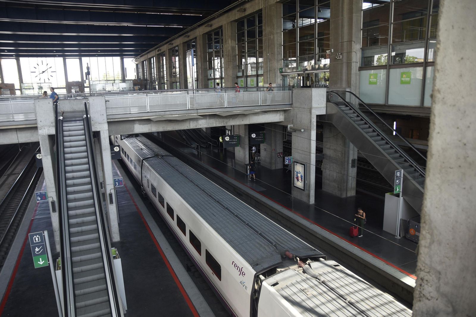 El interior de la estación de tren de Córdoba