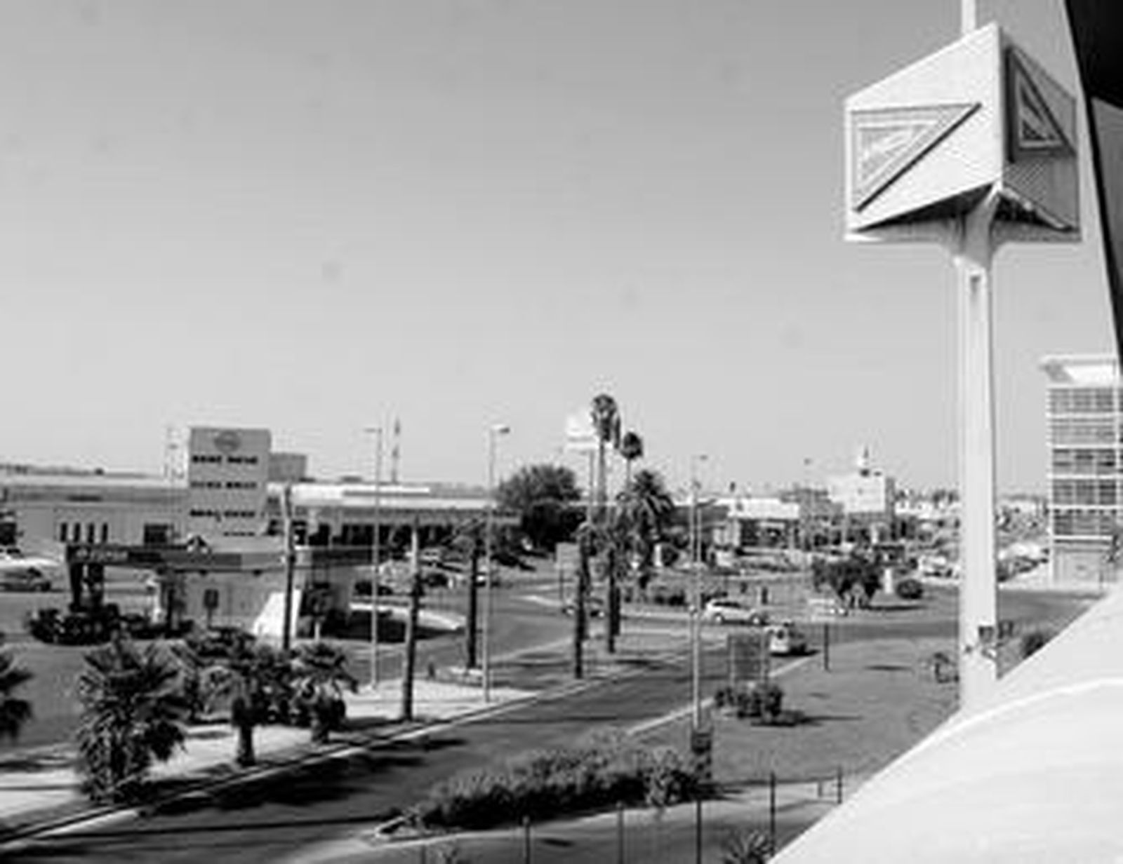 Hipercor pasará a denominarse El Corte Inglés.