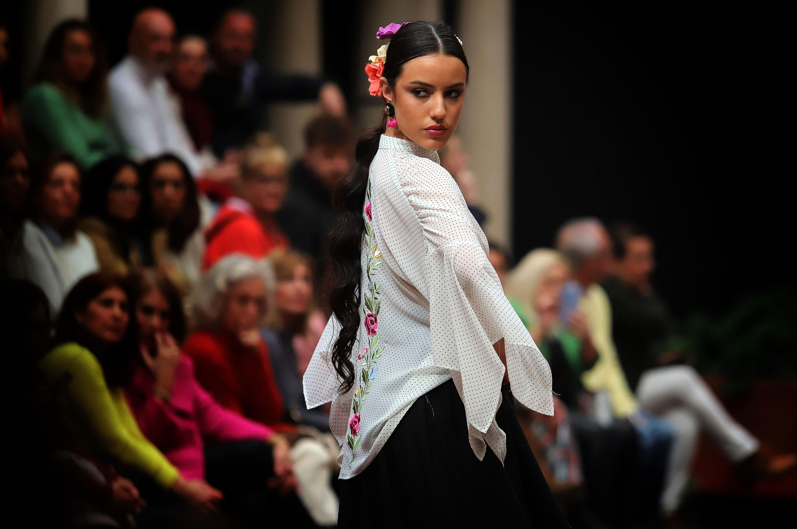 Huelva Flamenca 2023. Imágenes del desfile benéfico de El Ajolí a favor de Cruz Roja Española