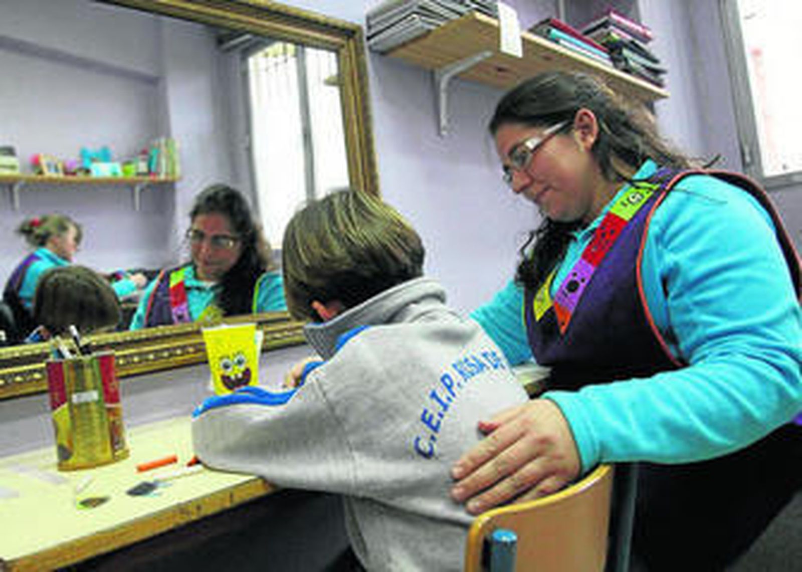 Una sesión de atención temprana en la asociación Aspahidev.