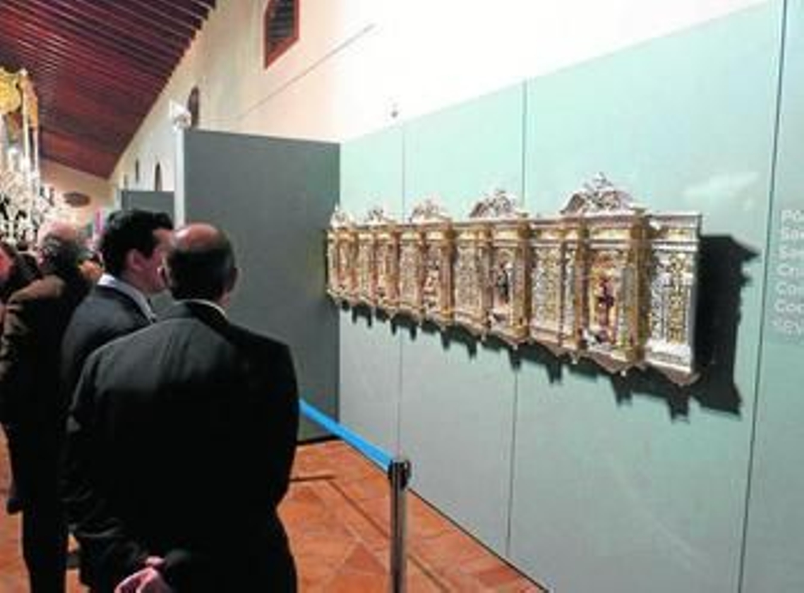 Una de las piezas que se pueden ver en la exposición de enseres de hermandades de Semana Santa.