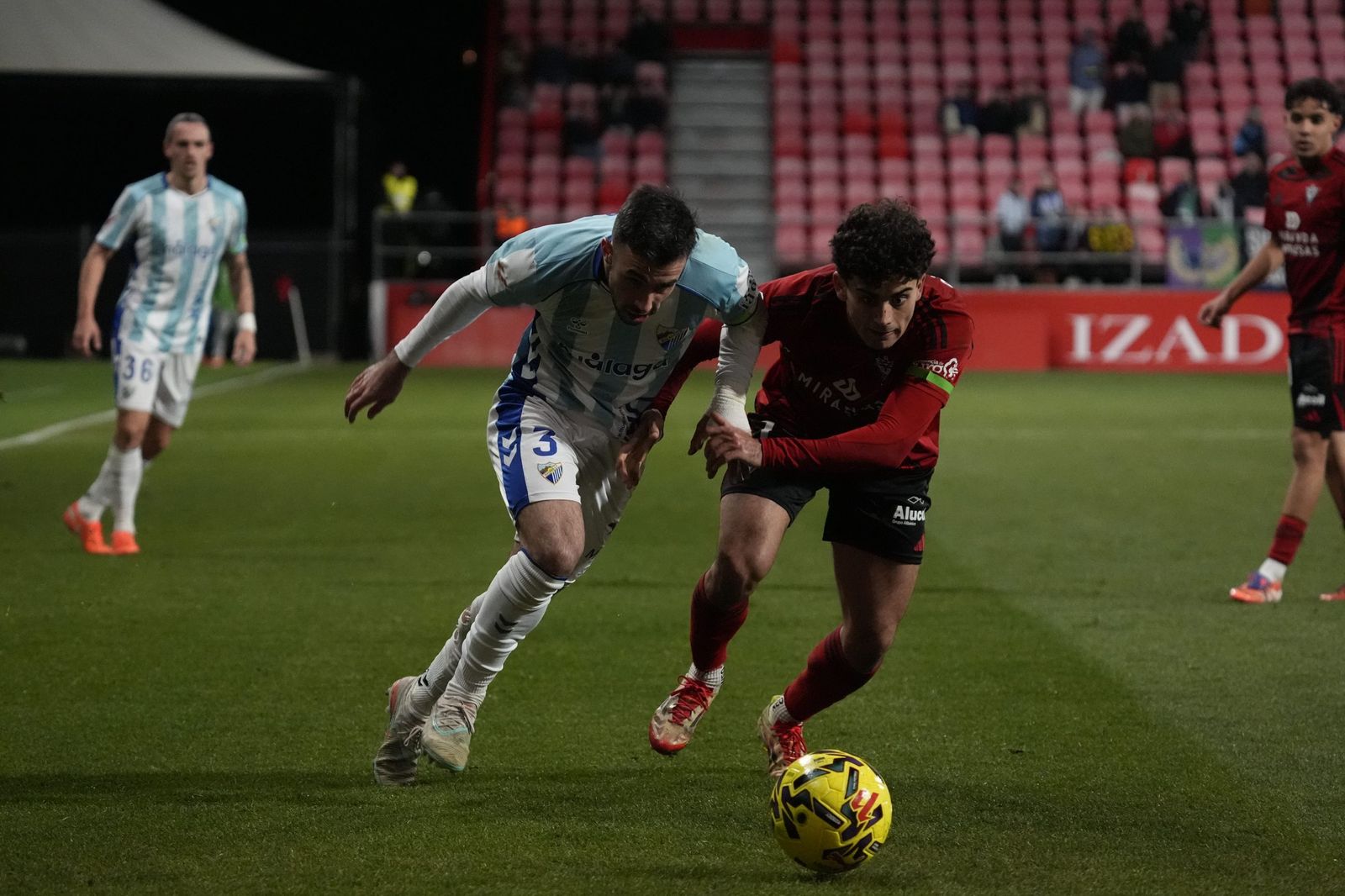 El Mirandés-Málaga CF, en fotos