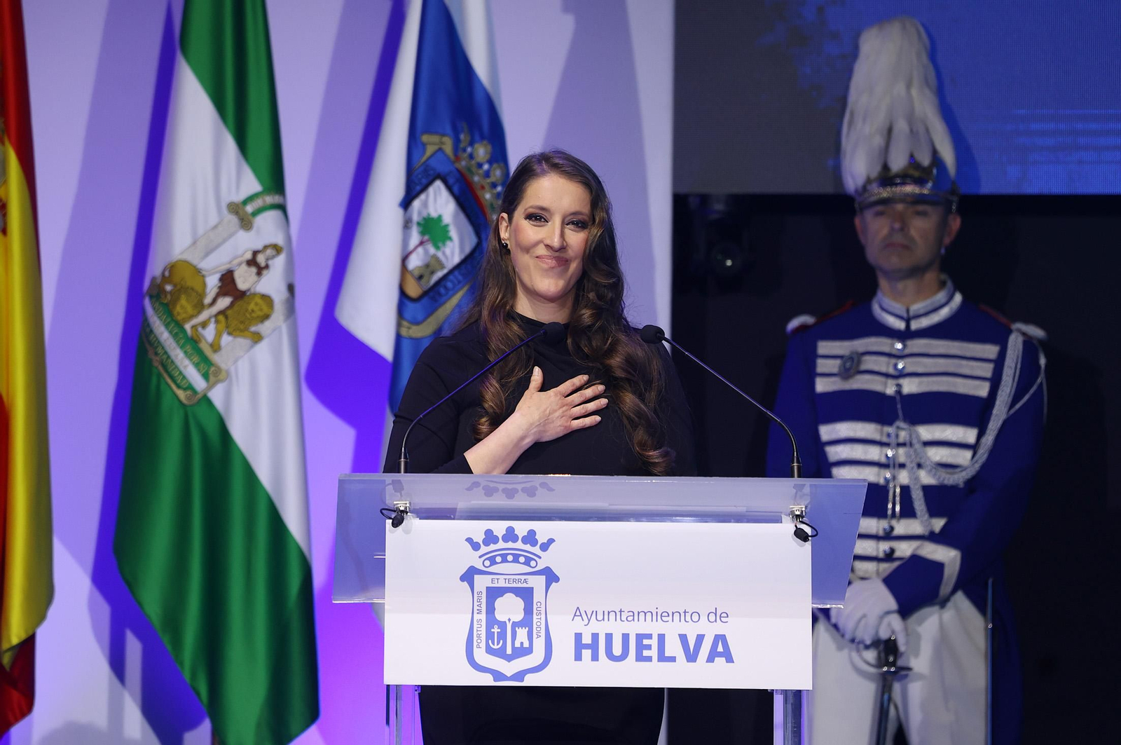 La entrega de honores y distinciones con motivo del Día de Huelva, en imágenes