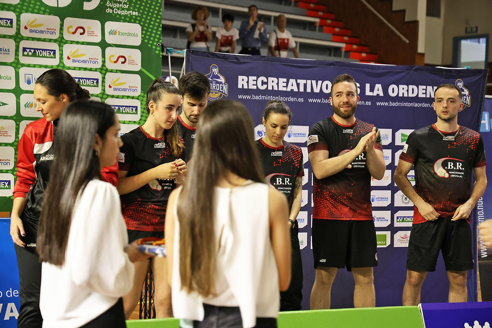 Imágenes de la final de liga de bádminton entre el IES La Orden y La RInconada