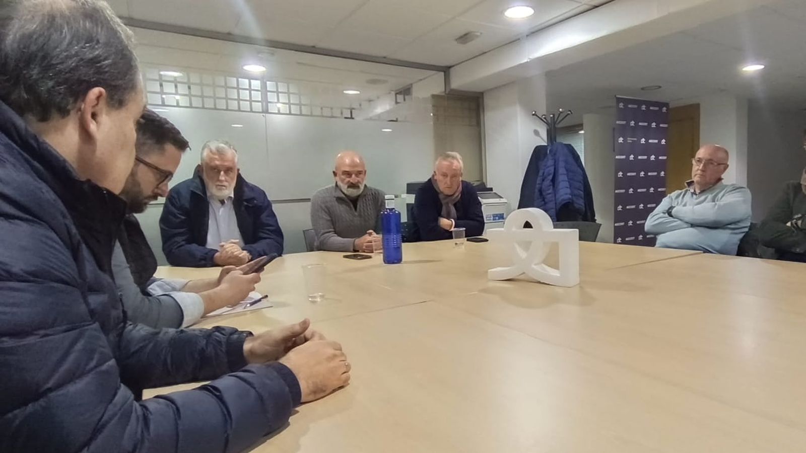 Algunos de los participantes de la reunión de la Plataforma