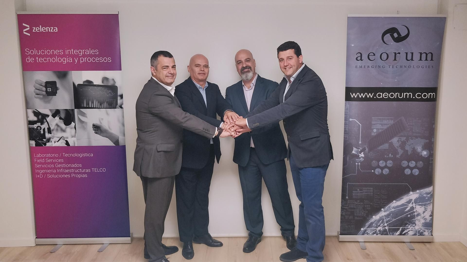 Responsables de Zelenza y Aeorum.